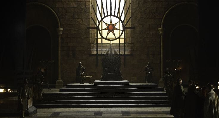 Trono de hierro, Varys y Baelish en Juego de Tronos: Hobbes y Maquiavelo